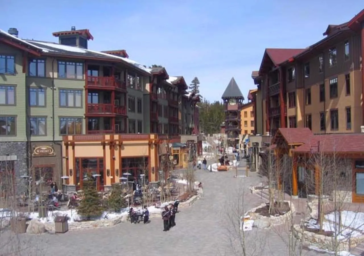 Apartment 451 - Mountain Retreat W Pool Fireplace Tennis Courts More Mammoth Lakes